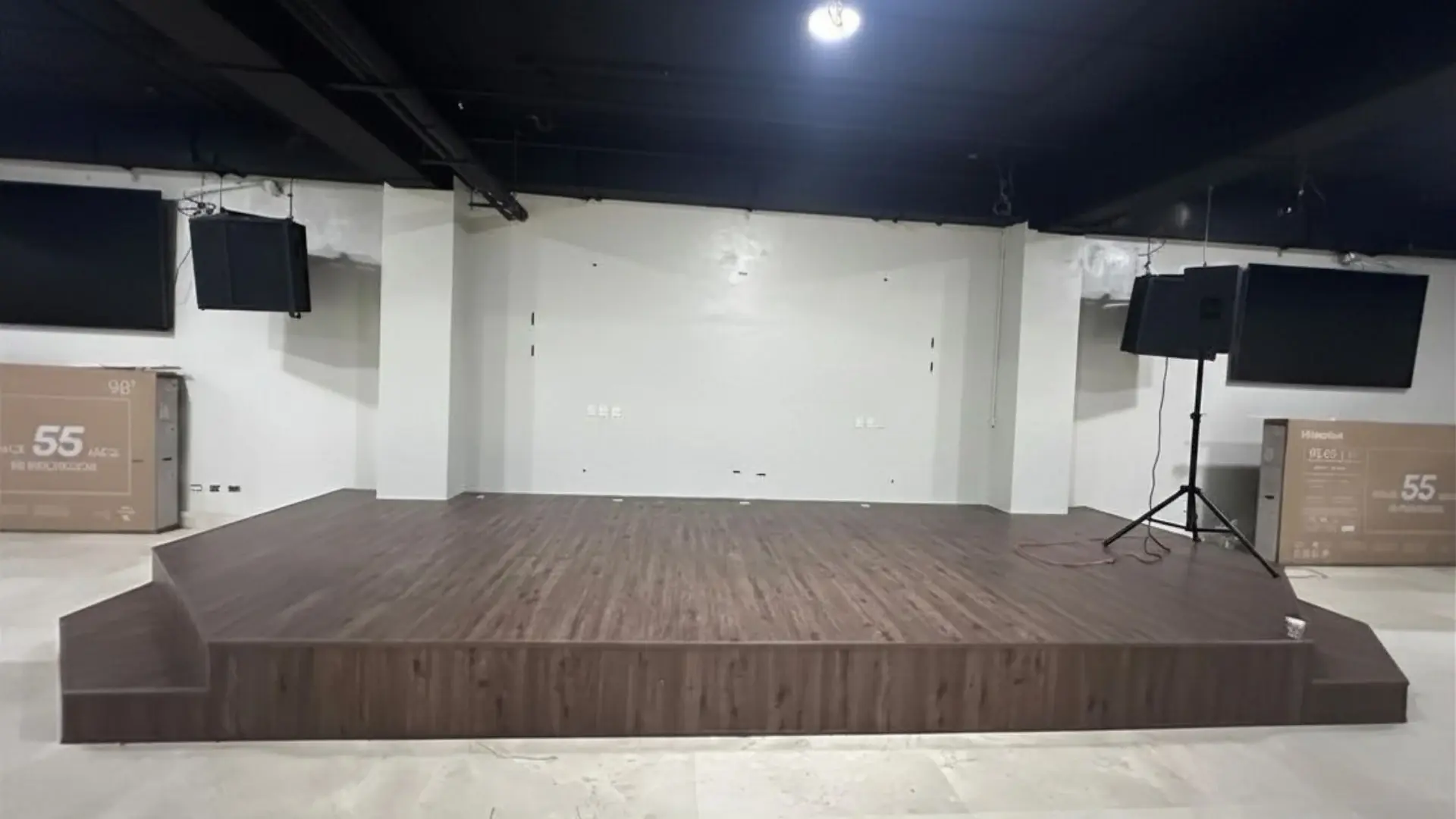 Espacio antes de la instalación audiovisual